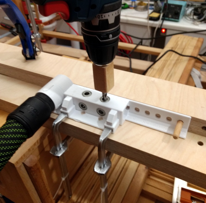 Dowelling Jig 90 Degrees 04