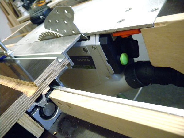 table saw: back opening