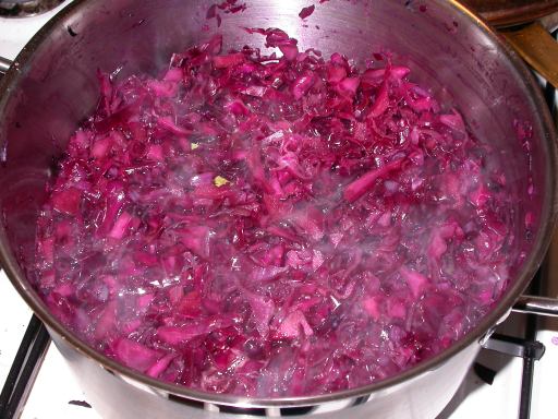 Red cabbage, fried